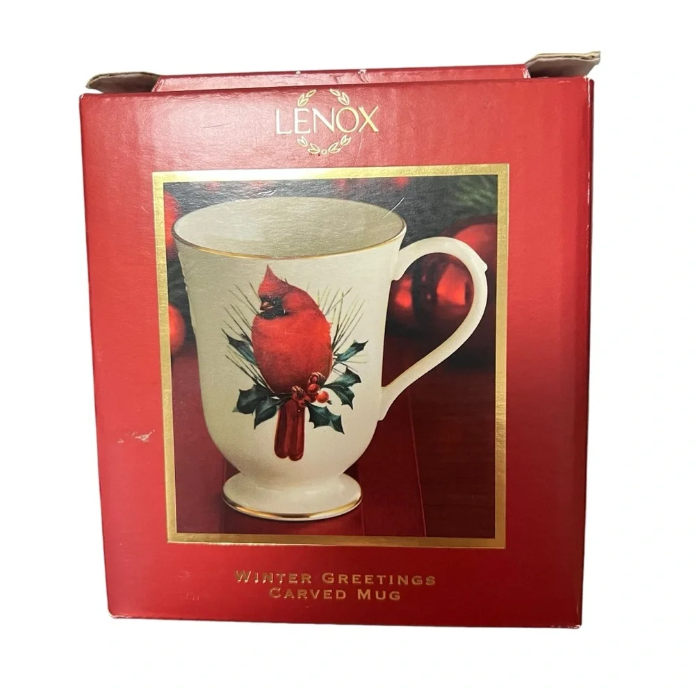 Lenox Winter Greetings Cardinal Footed Coffee Mug 10 ounces